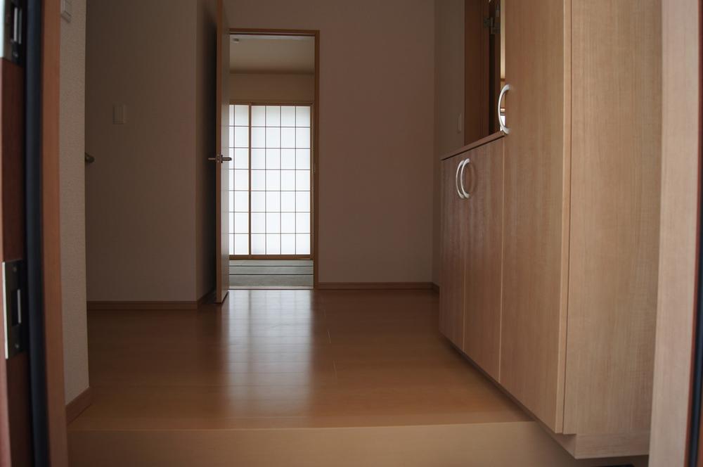 Entrance. 8 Building Entrance (June 2013) Shooting