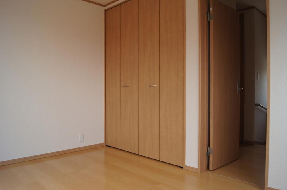 Non-living room. 8 Building Indoor (June 2013) Shooting