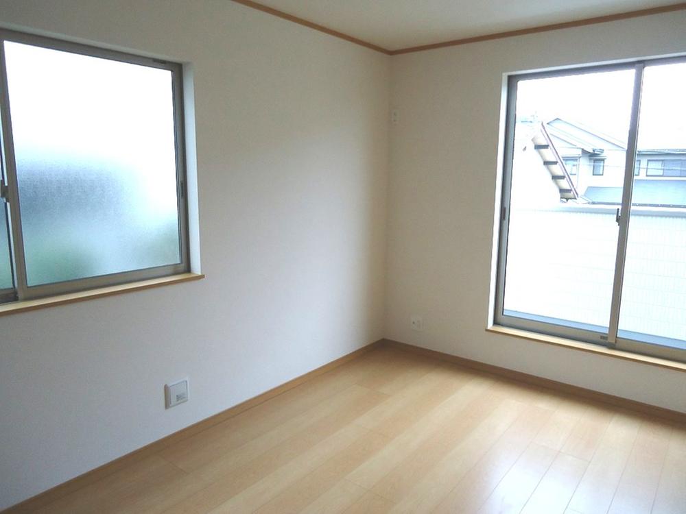 Non-living room. Indoor (11 May 2013) Shooting