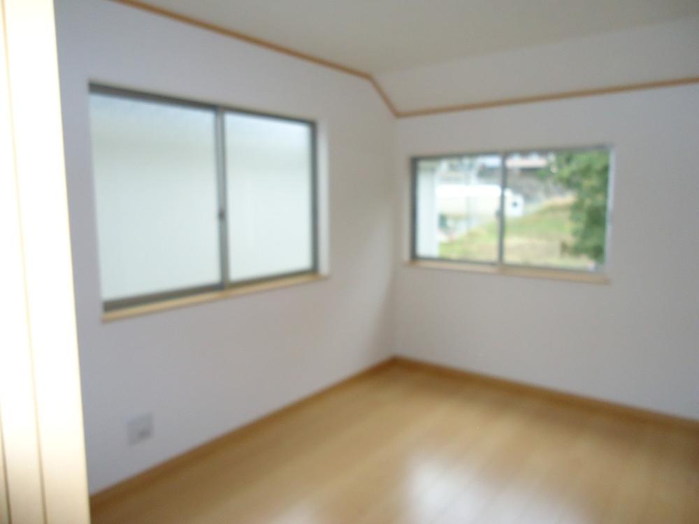 Non-living room. Indoor (11 May 2013) Shooting