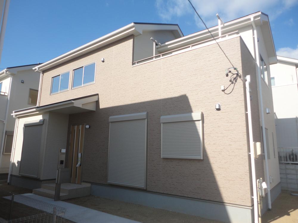 Local appearance photo. (4 Building)