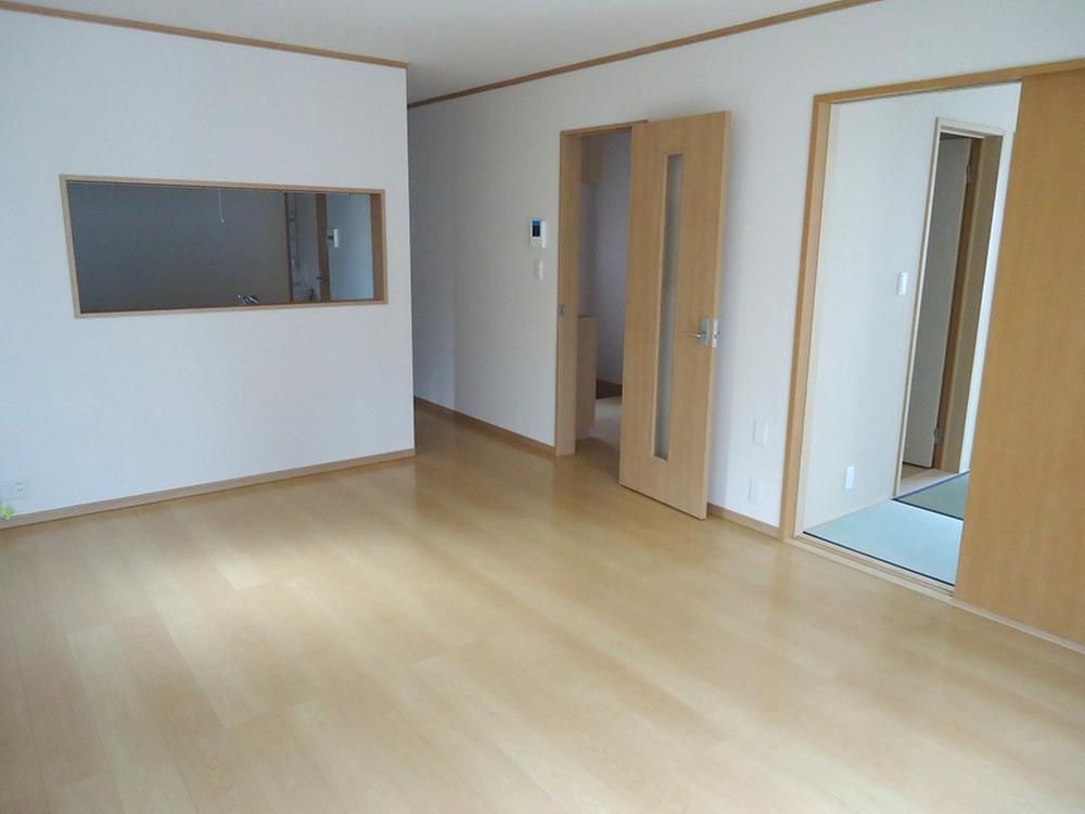 Living. Indoor (June 2013) Shooting