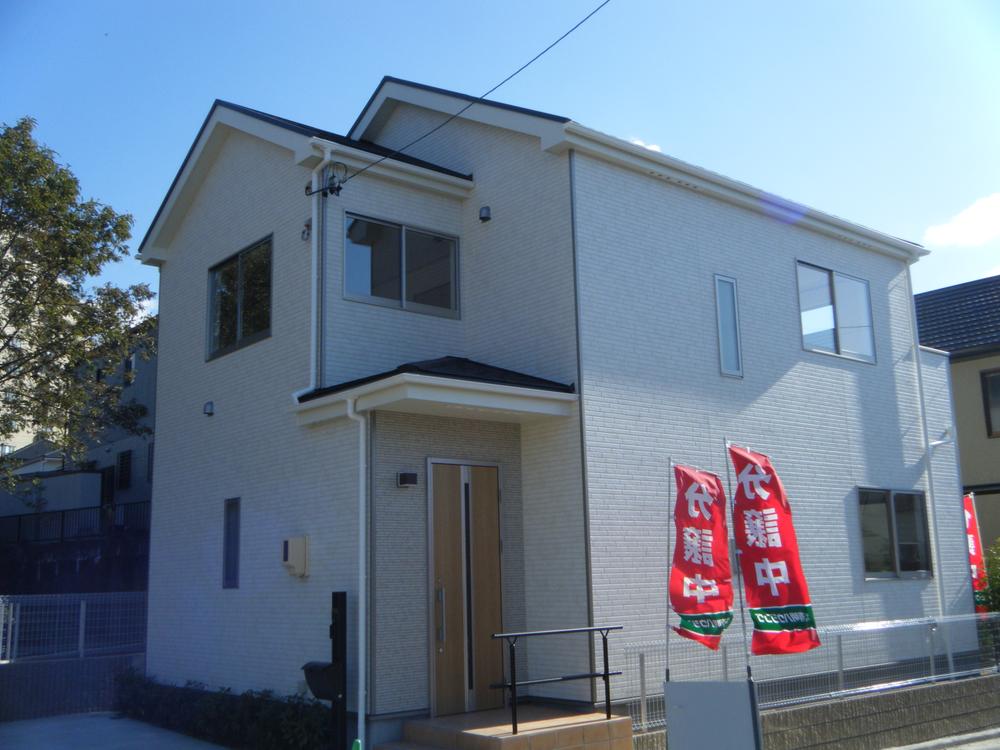 Local photos, including front road