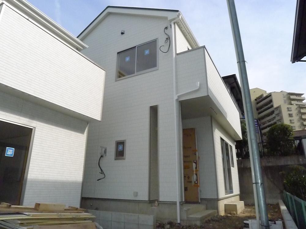 Local appearance photo. 2 Building site (November 2013) Shooting