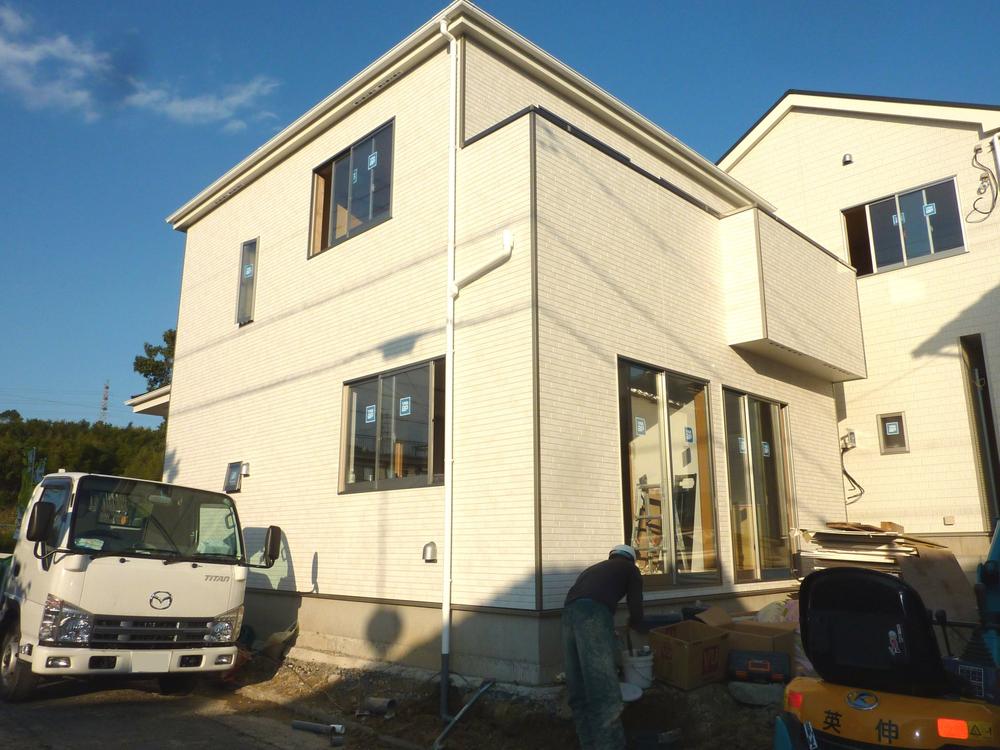 Local appearance photo. 1 Building (November 2013) Shooting