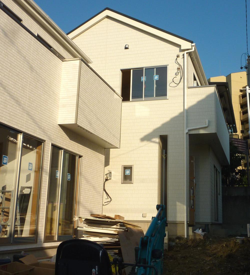 Local appearance photo. Building 2 (November 2013) Shooting