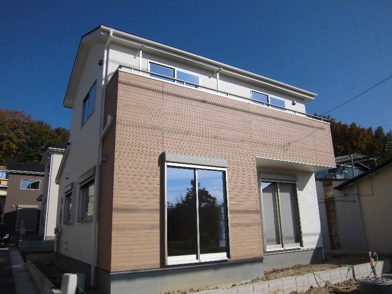 Local appearance photo. December shooting