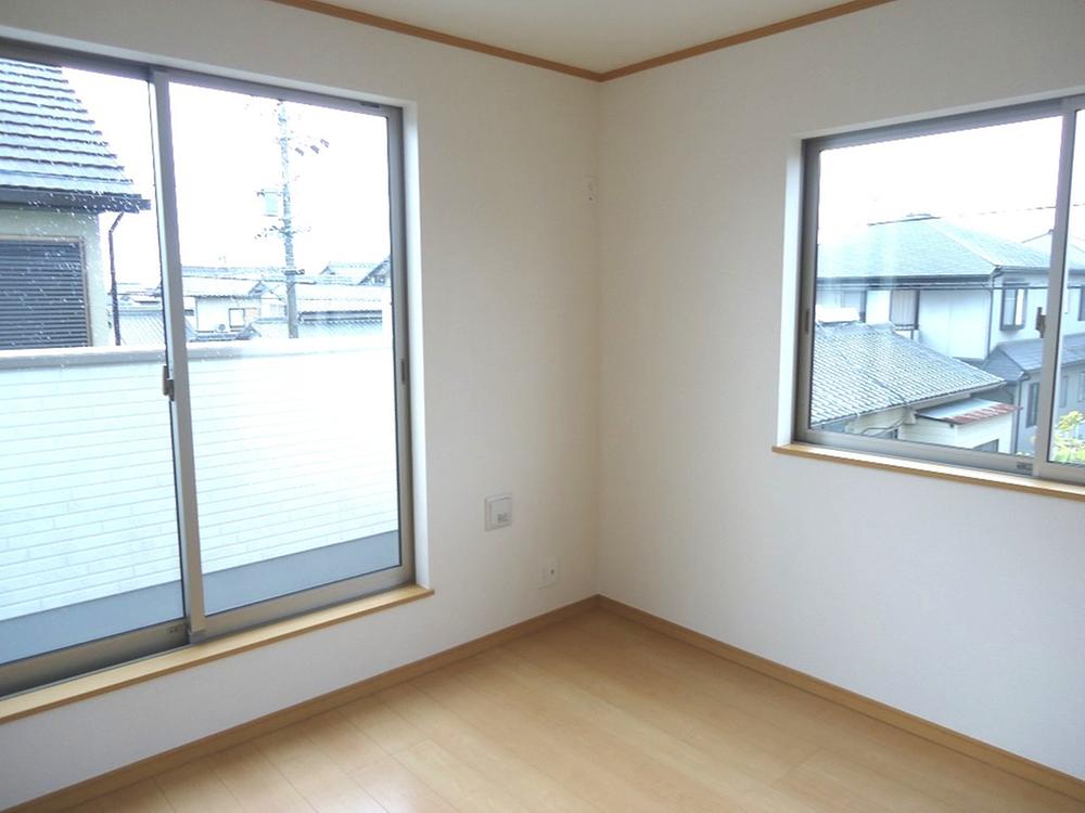 Non-living room. Indoor (11 May 2013) Shooting