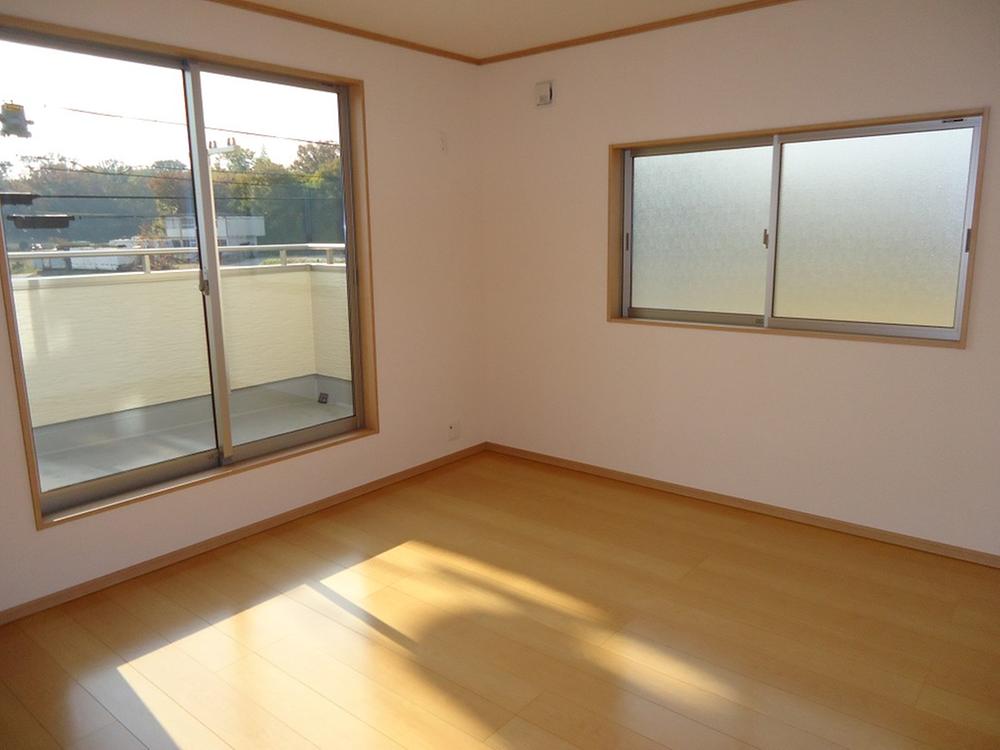 Non-living room. Indoor (12 May 2013) Shooting