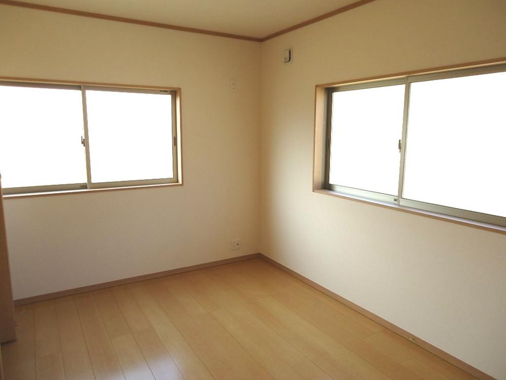 Non-living room. Local (12 May 2013) Shooting