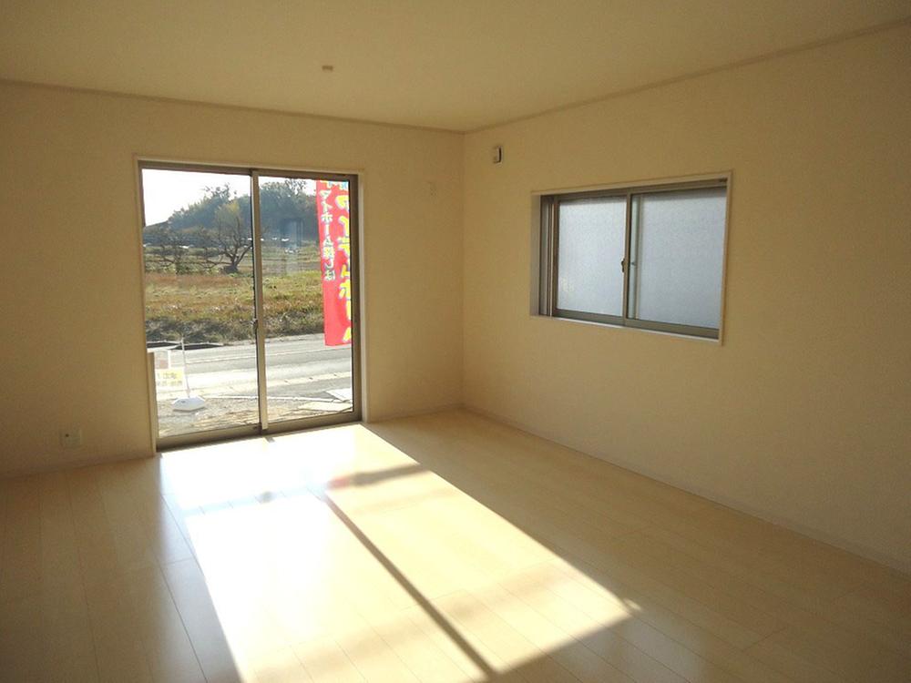 Living. Indoor (12 May 2013) Shooting