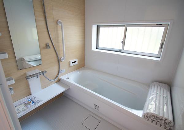 Bathroom. Local 1 Building 2013 late November shooting