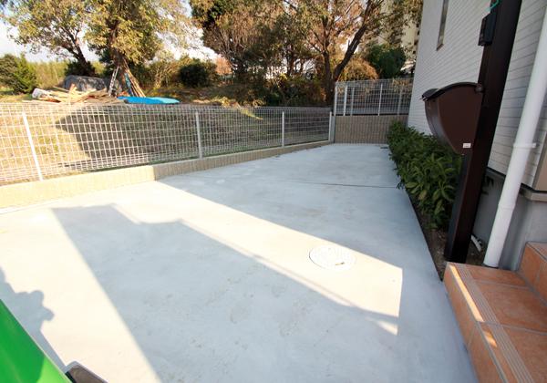 Parking lot. local 2013 mid-December shooting