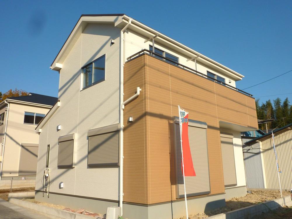 Local appearance photo. 5 Building (December 2013) Shooting