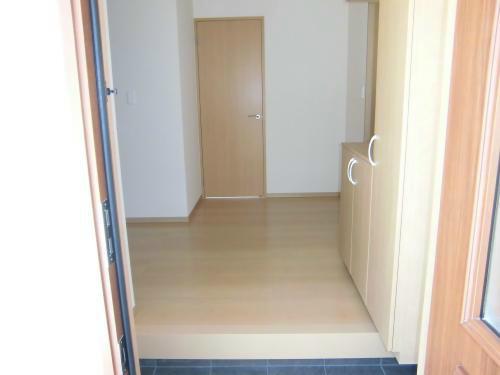 Entrance. Spread of the entrance hall