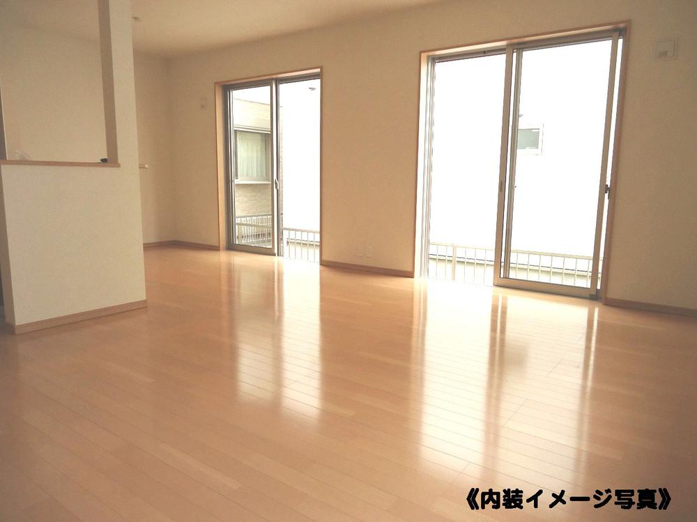 Other. Living image photo. It is different from the actual building. 