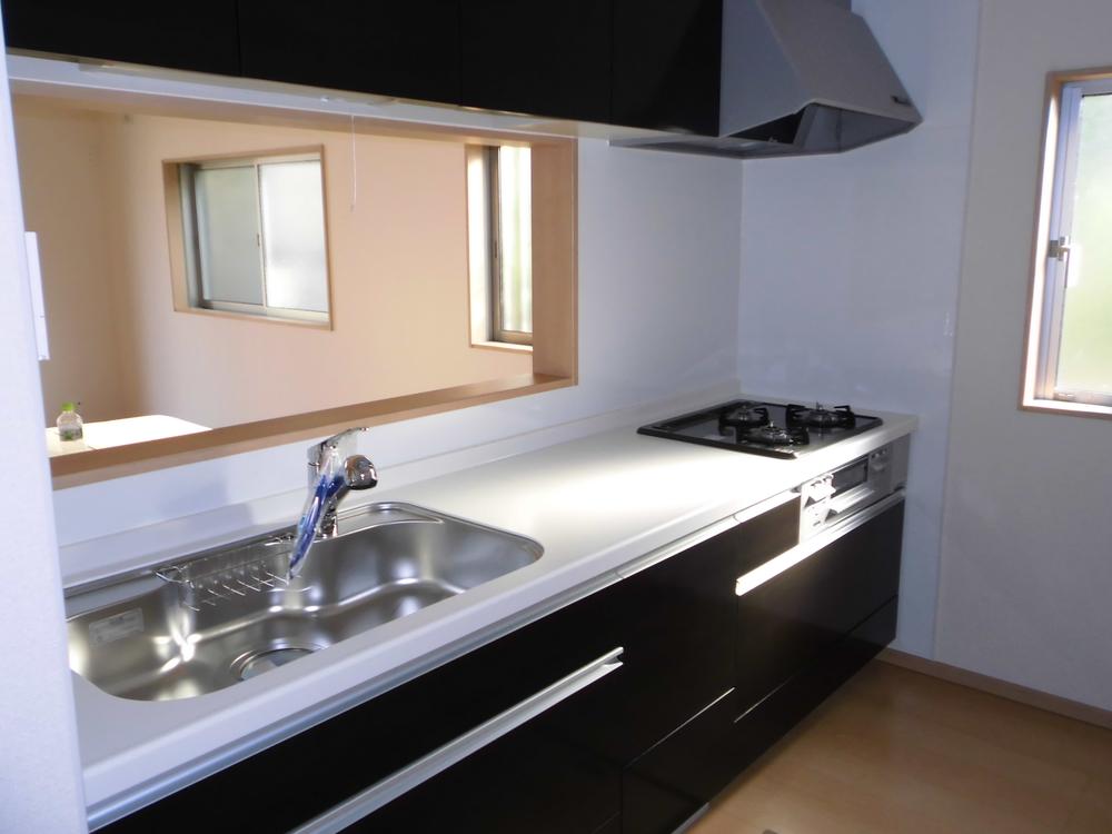 Kitchen. 8 Building (June 2013) Shooting