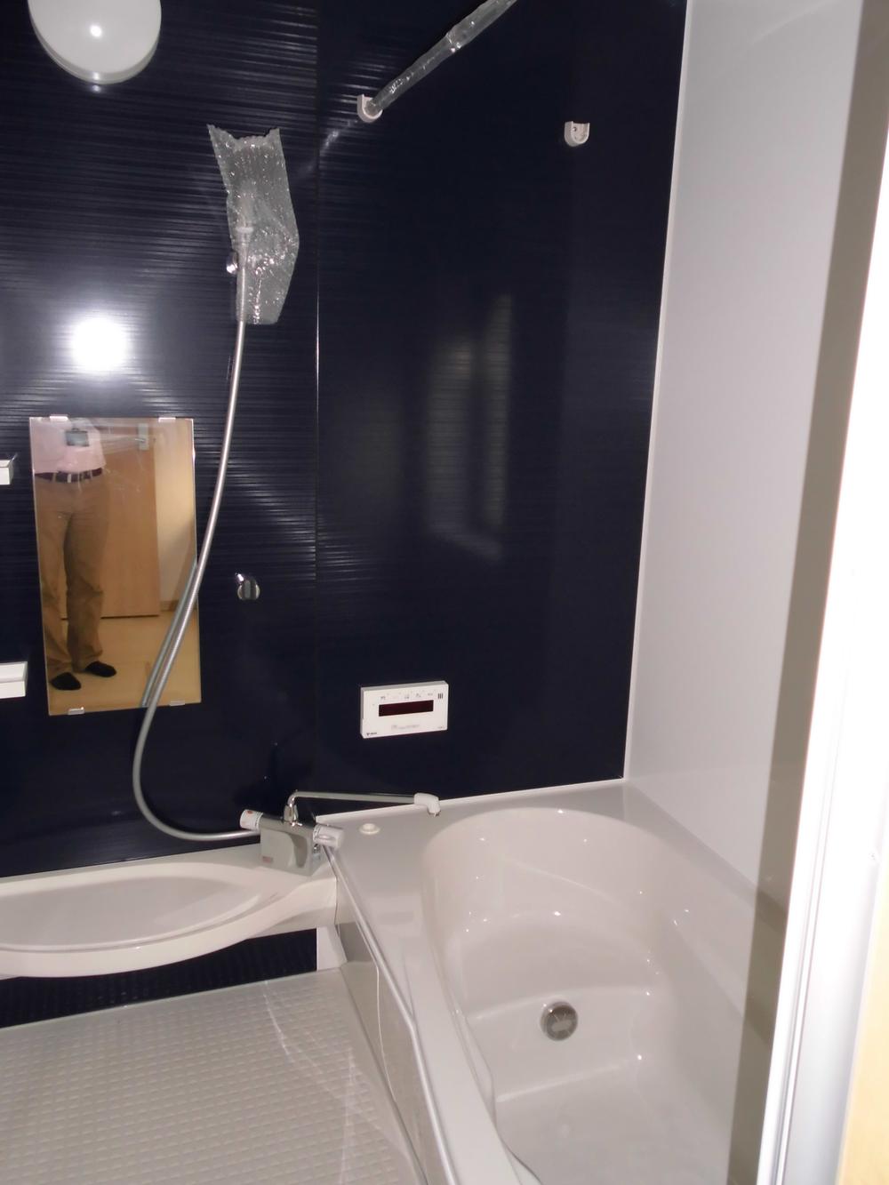 Bathroom. 8 Building (June 2013) Shooting