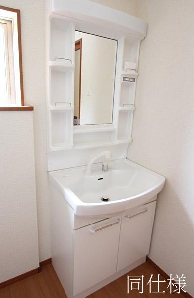 Same specifications photos (Other introspection). Same specifications