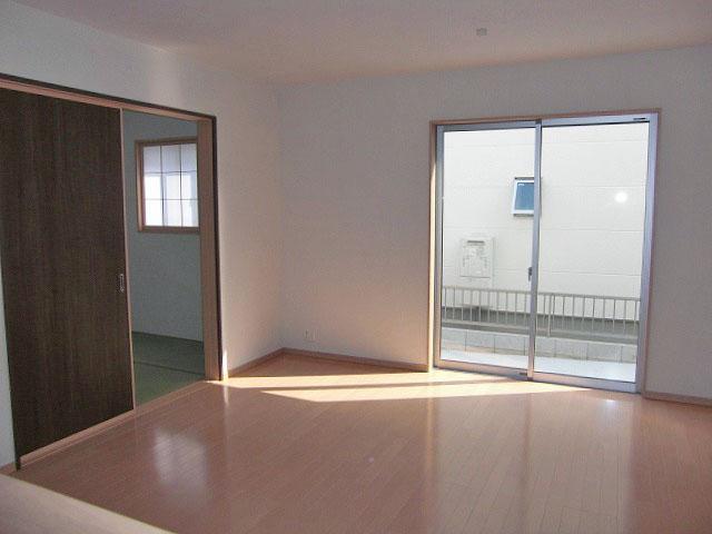 Other. Living completed image Open floor plan of the Japanese-style room is adjacent to the spacious of 15 quires LDK! 
