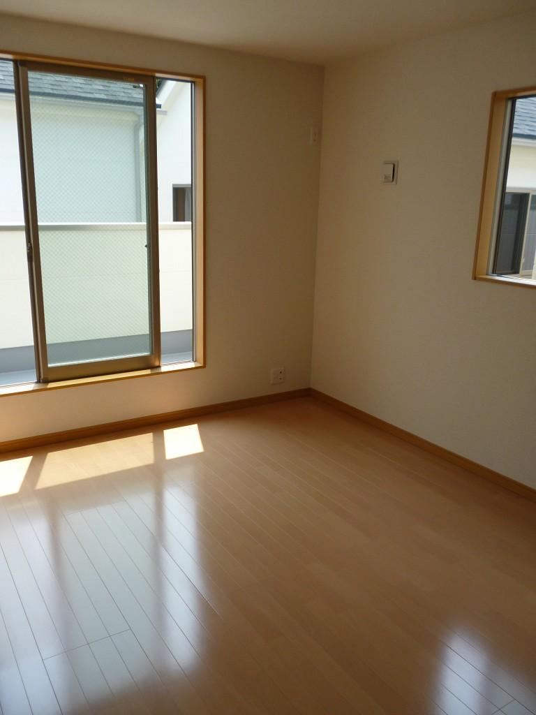 Same specifications photos (Other introspection)