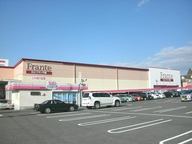 Supermarket. Yamanaka Nissin Furante 754m to Museum