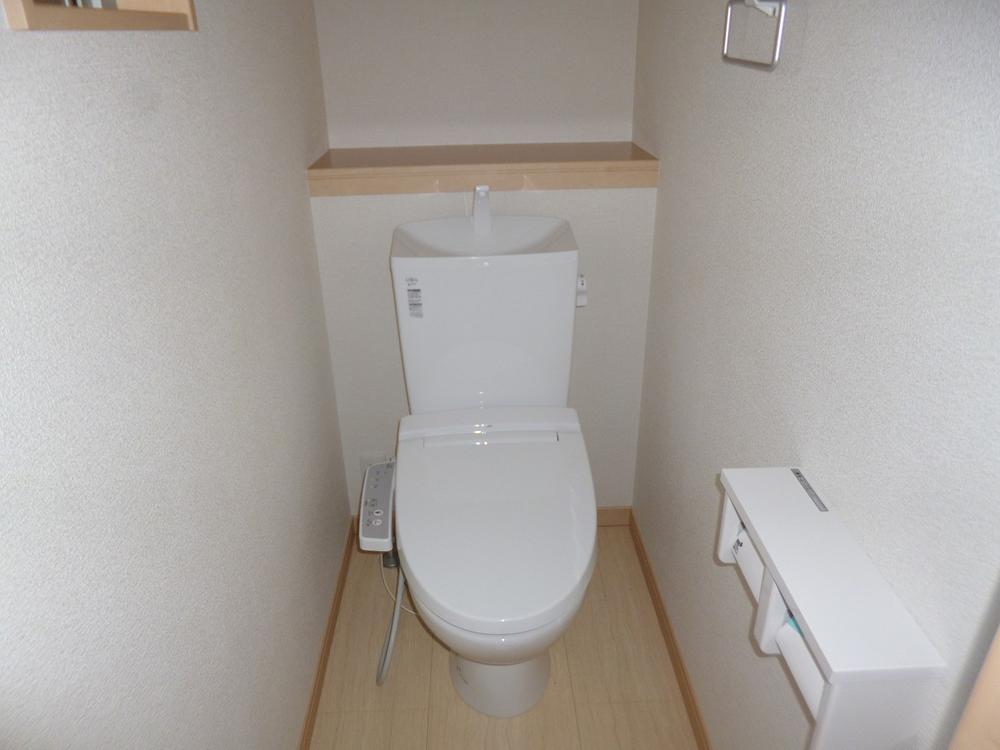 Toilet.  ◆ With Washlet ◆ 