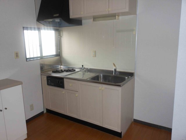 Kitchen. With gas stove