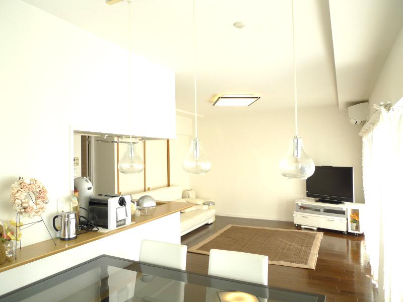 Living. Indoor (10 May 2013) Shooting Living as seen from the dining side