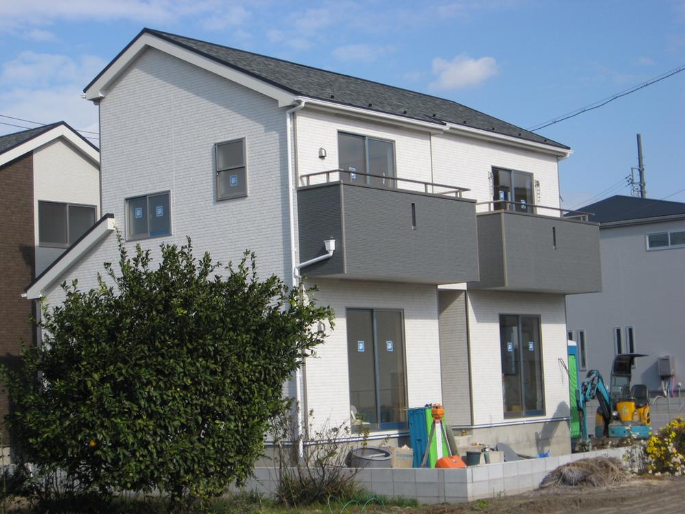 Local appearance photo. Building 2 Appearance photo (from the south)