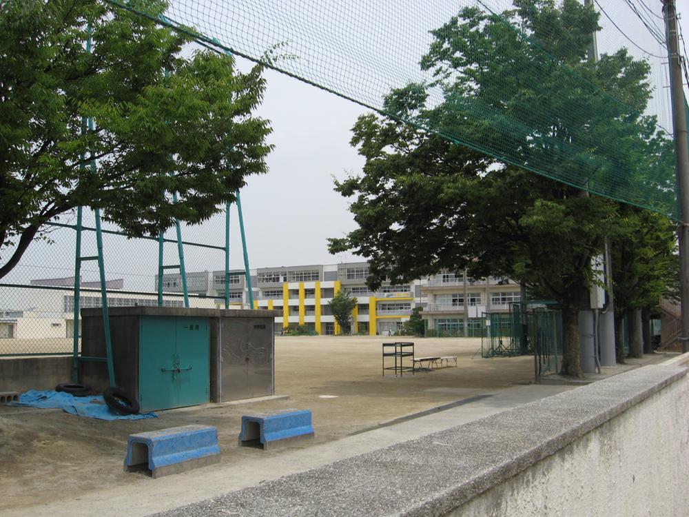 Junior high school. Daiji Municipal Daiji until junior high school 1103m