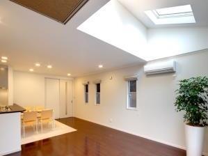 Living. Unfinished because, Same specifications living example