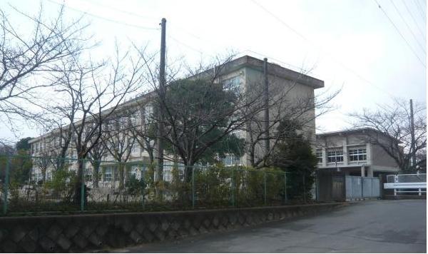 Primary school. Gackt until the elementary school 310m