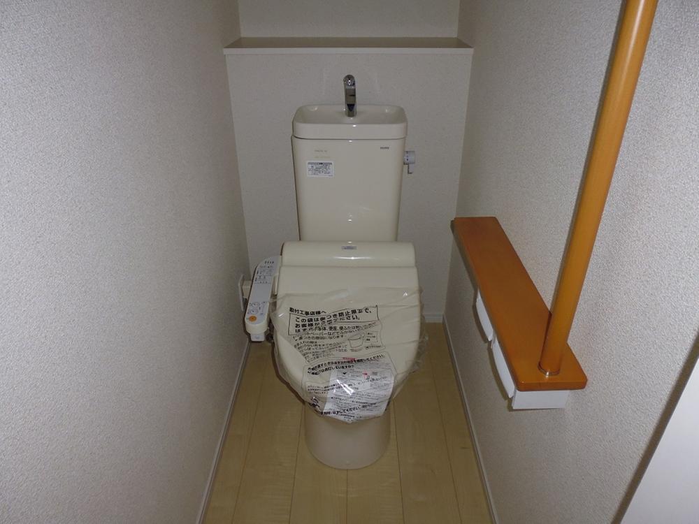 Toilet. 2013.12.3 shooting 1 Building