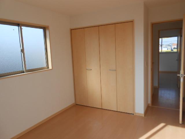 Non-living room. Indoor (11 May 2013) Shooting