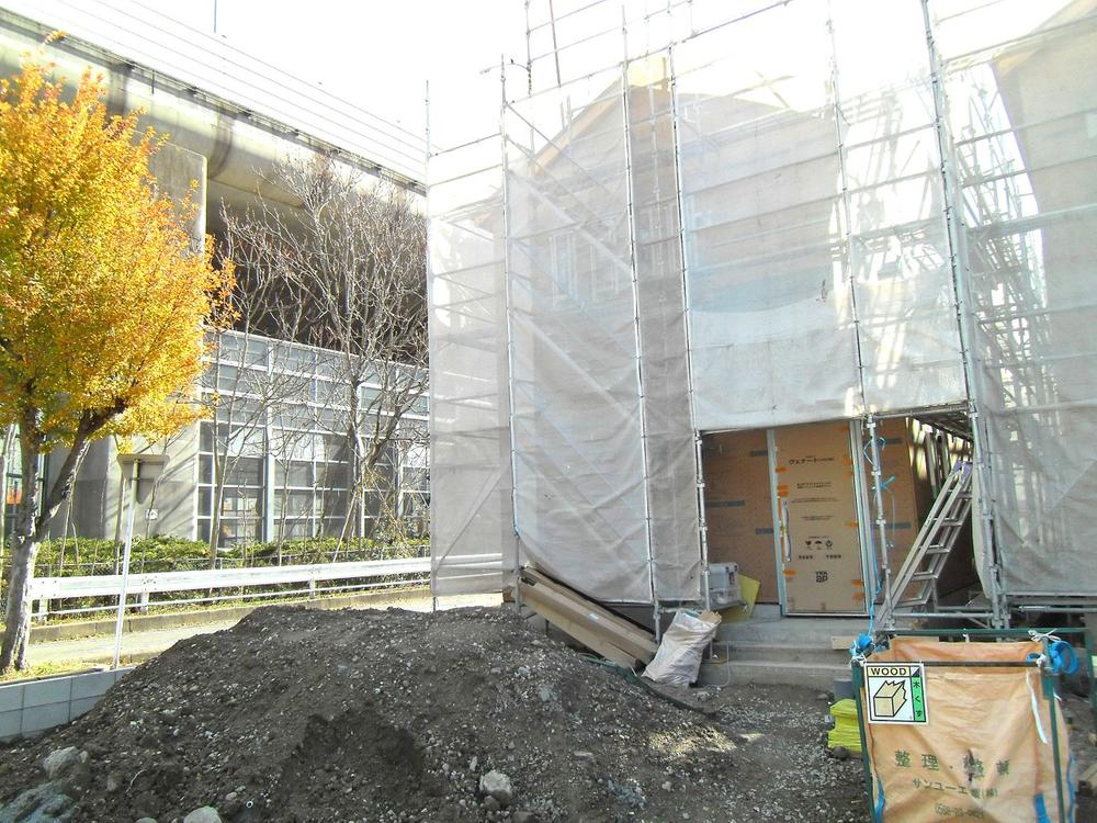 Local appearance photo. Building 3 Corner lot! 