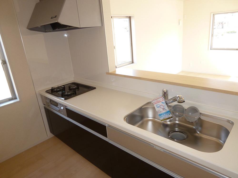 Kitchen.  ◆ Popular face-to-face kitchen ◆ 