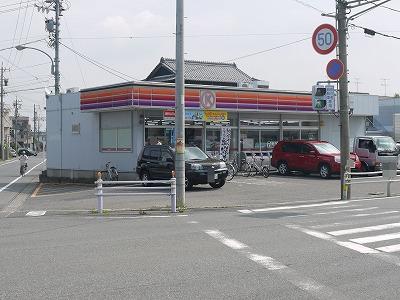 Convenience store. Circle K 760m to Fukushima shop