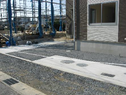 Parking lot. Parallel two possible