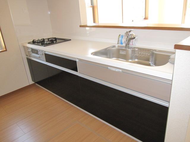 Same specifications photo (kitchen). (Building 2) same specification