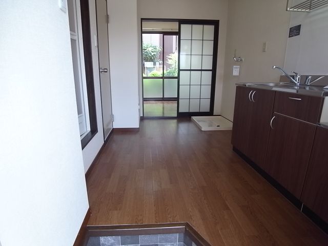 Kitchen. Entrance space