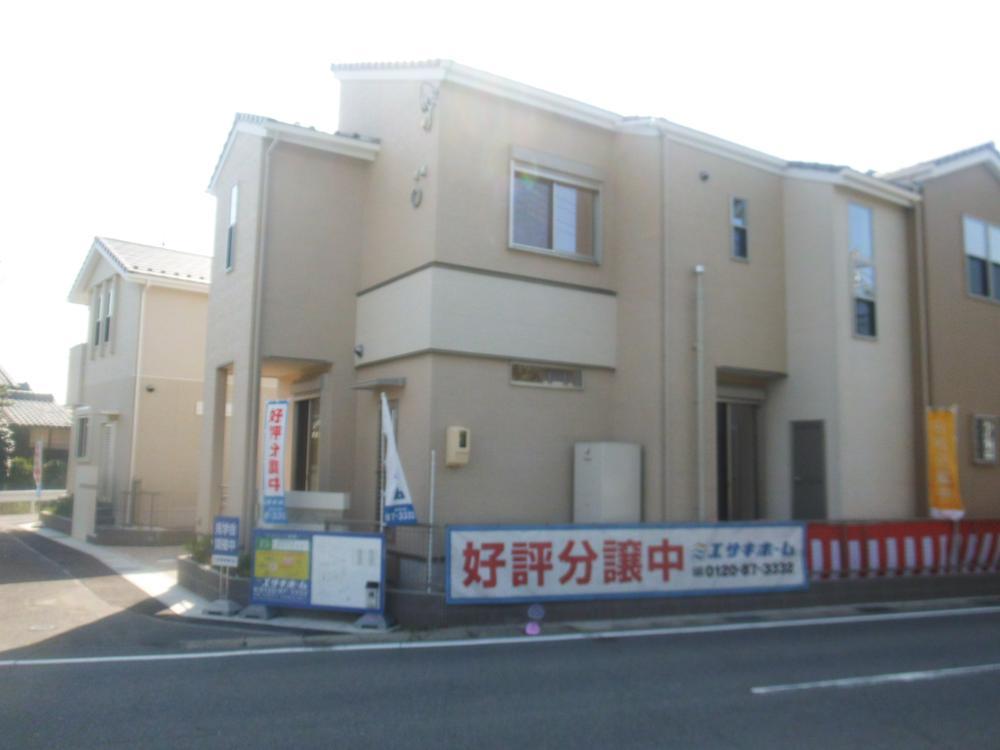 Local appearance photo. "Kanie-cho Nishinomori" is "all-electric home" to fulfill a comfortable and eco-friendly living is all building. LDK is more than 20 Pledge, 4LDK + storeroom ・ Long-term high-quality housing of 5LDK. By all means breadth at local ・ Please experience the comforts !!