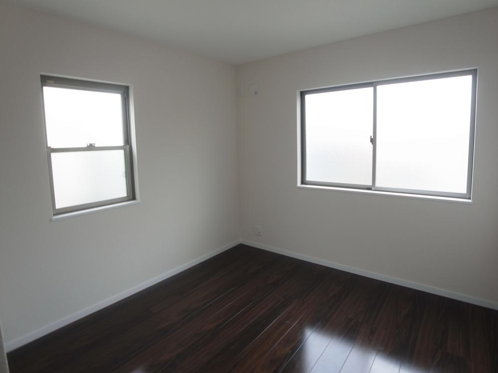 Non-living room. Indoor (September 2013) Shooting