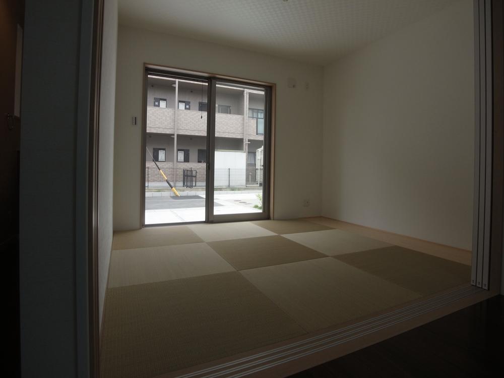 Non-living room. Indoor (September 2013) Shooting