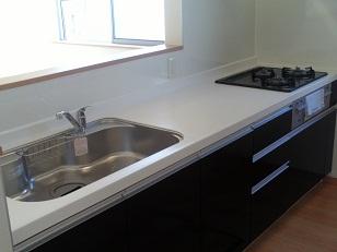 Kitchen. (Same specifications) Storage rich system Kitchen