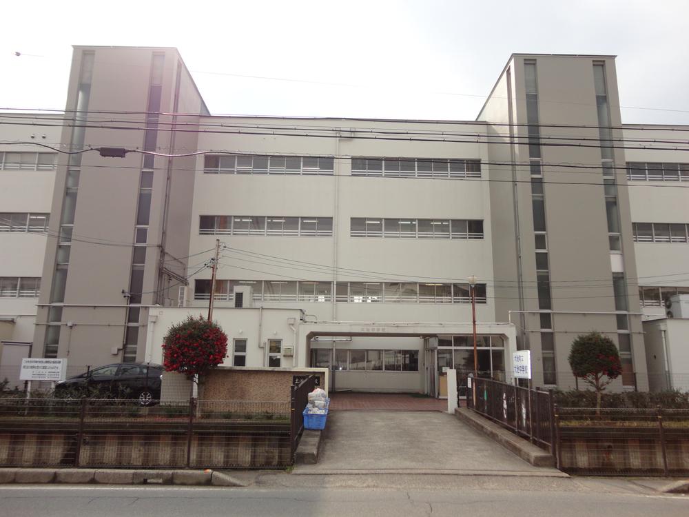 Junior high school. Daiji cho 1000m to stand Daiji junior high school