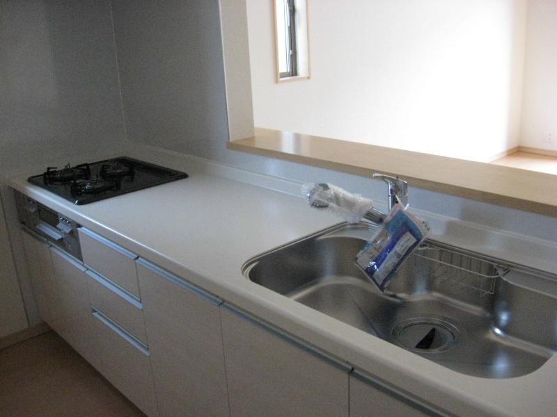 Kitchen. Easy-to-use system Kitchen