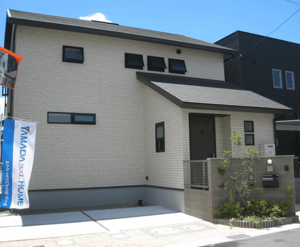 Local appearance photo. Local (August 2013) Shooting S-18 issue areas