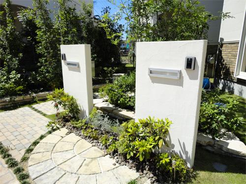 Local appearance photo. European taste in which the white tones. Local (09 May 2011) Shooting