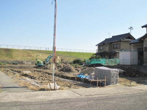 Local appearance photo. Local (11 May 2013) Shooting